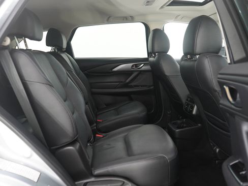 Used 2023 MAZDA CX-9 Touring image 13