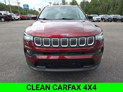 Used 2022 Jeep Compass Latitude AWD/4WD image 3