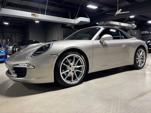 Used 2013 Porsche 911 Carrera RWD image 2