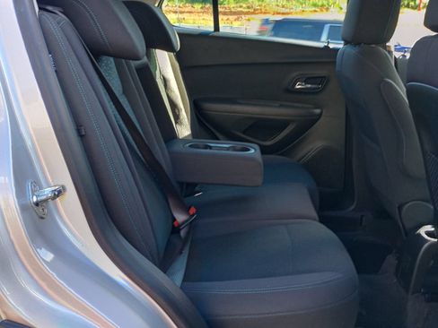 Used 2016 Chevrolet Trax LS AWD/4WD image 20