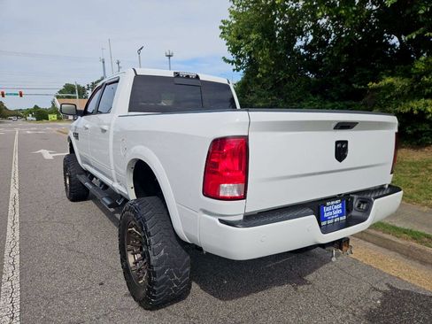 Used 2018 RAM 2500 Big Horn w/ Sport Appearance Group AWD/4WD image 3