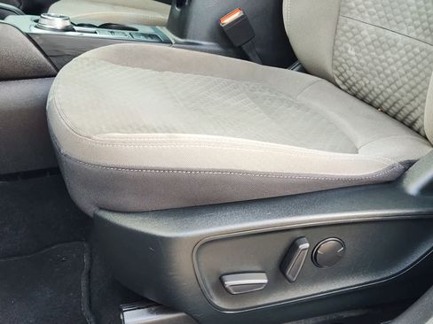 Used 2022 Ford Escape SE w/ SE Sport Appearance Package FWD image 22