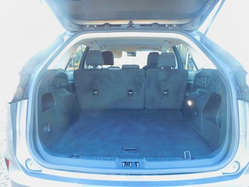 Used 2022 Ford Edge SE w/ Black Appearance Package image 11