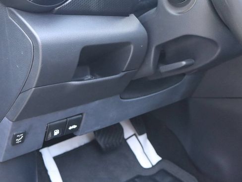 Used 2022 Nissan Kicks SV w/ Interior Electronics Package FWD image 21