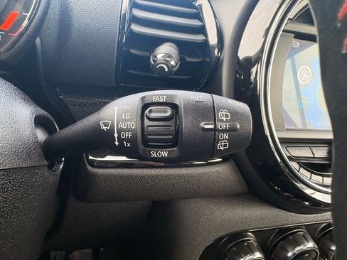 Used 2020 MINI Cooper Clubman S w/ Premium Package image 35