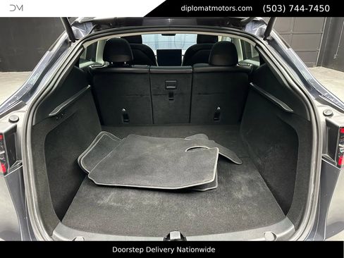Used 2023 Tesla Model Y Long Range image 40