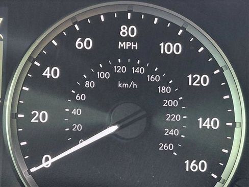 Used 2025 Lexus IS 350 F Sport RWD image 12