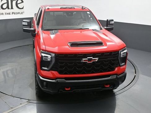 New 2026 Chevrolet Silverado 2500 ZR2 w/ LPO, Dark Essentials Package AWD/4WD image 37