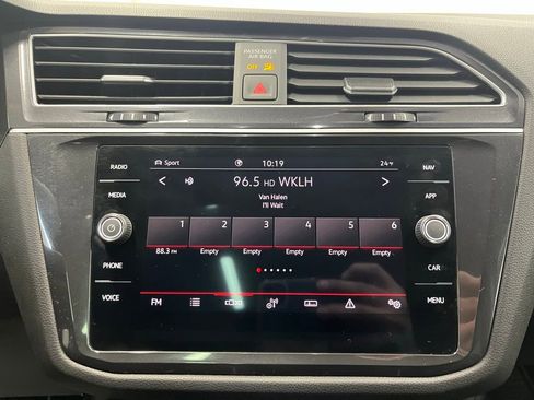 Used 2024 Volkswagen Tiguan SEL R-Line image 19