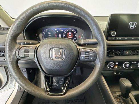 Used 2024 Honda Accord LX image 11