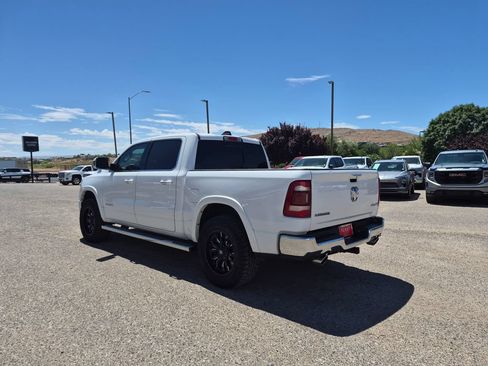 Used 2020 RAM 1500 Laramie AWD/4WD image 7