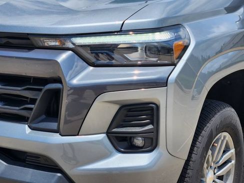 Used 2024 Chevrolet Colorado LT w/ LT Convenience Package III AWD/4WD image 9