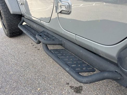 Used 2019 Jeep Wrangler Unlimited Sport S image 12