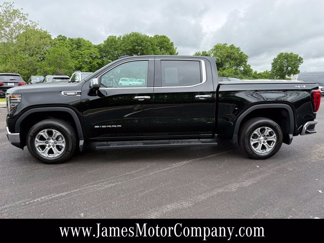 Used 2023 GMC Sierra 1500 SLT AWD/4WD image 11