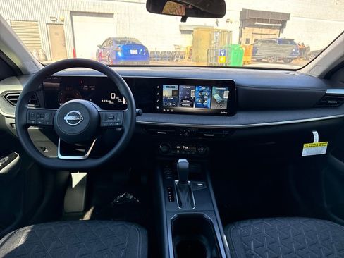 New 2026 Nissan Kicks SV image 12