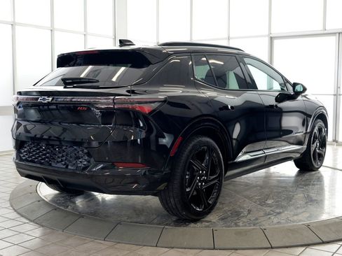 Used 2024 Chevrolet Equinox EV RS image 8