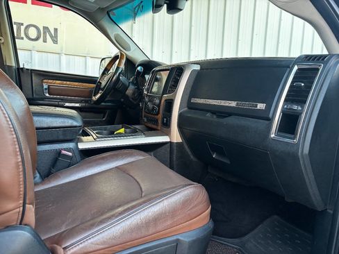 Used 2015 RAM 2500 Longhorn w/ Convenience Group image 32