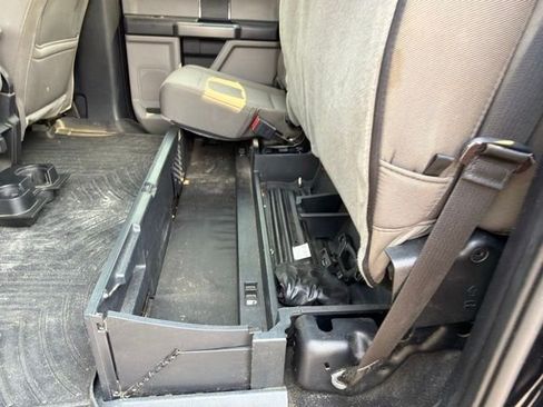 Used 2020 Ford F250 XLT w/ Snow Plow Prep Package AWD/4WD image 13