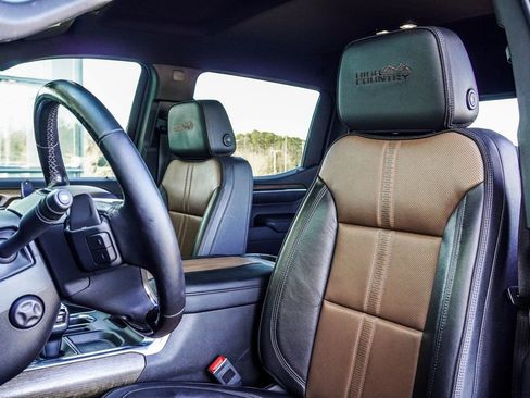 Used 2023 Chevrolet Silverado 1500 High Country w/ Z71 Off-Road Package image 35