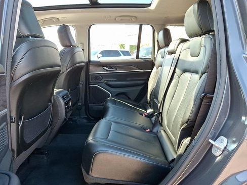 Certified 2024 Jeep Grand Cherokee Limited 4xe AWD/4WD image 10