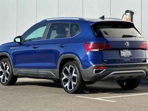 Used 2022 Volkswagen Taos SEL AWD/4WD image 3