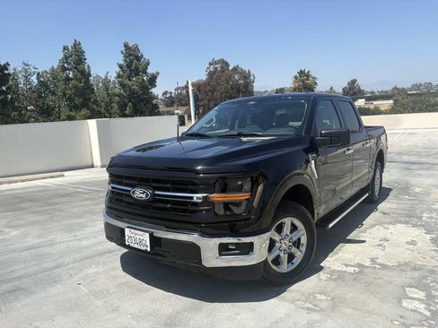 Used 2025 Ford F150 XLT w/ Equipment Group 301A Standard RWD image 4