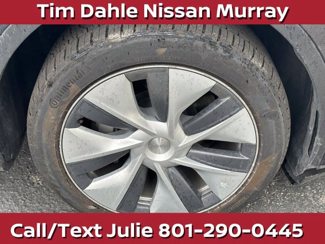 Used 2024 Tesla Model Y Long Range AWD/4WD image 26