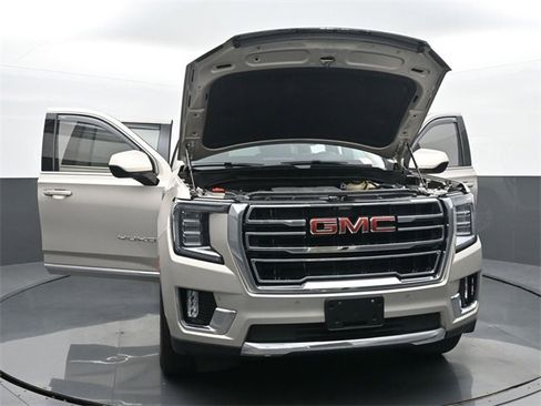 Used 2023 GMC Yukon XL SLT image 56