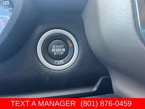 Used 2022 RAM 2500 Laramie AWD/4WD image 34
