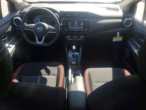 New 2025 Nissan Versa SR w/ Trunk Package FWD image 7