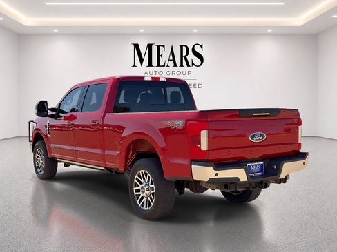 Used 2018 Ford F250 Lariat w/ Lariat Ultimate Package AWD/4WD image 3