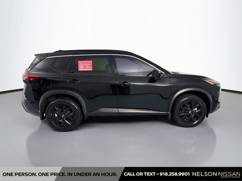 Certified 2023 Nissan Rogue SV w/ SV Premium B Package AWD/4WD image 4