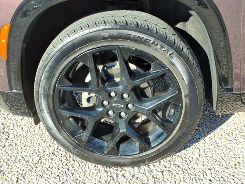 Used 2024 Chevrolet Traverse RS FWD image 10