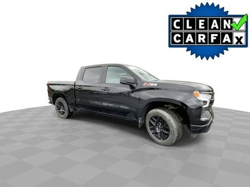 Used 2023 Chevrolet Silverado 1500 RST image 2