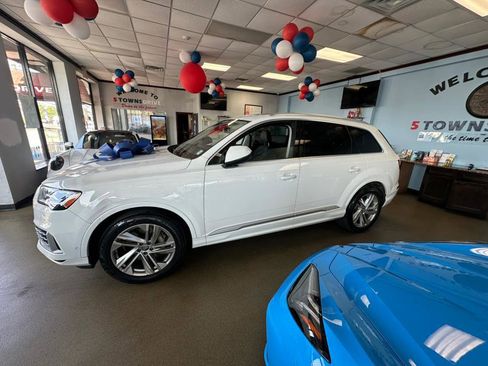 Used 2020 Audi Q7 3.0T Premium Plus w/ Premium Plus Package image 4