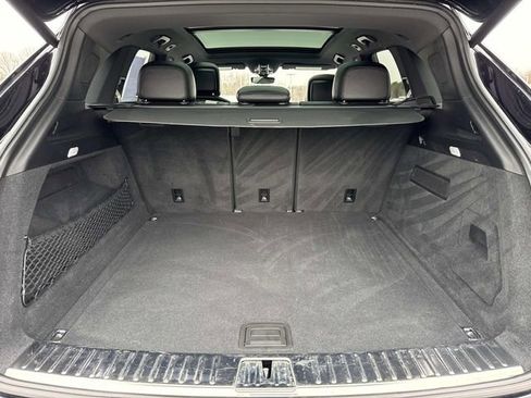 Used 2022 Porsche Cayenne Platinum Edition image 15