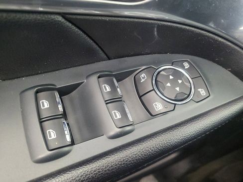 Used 2018 Ford Explorer Limited AWD/4WD image 27