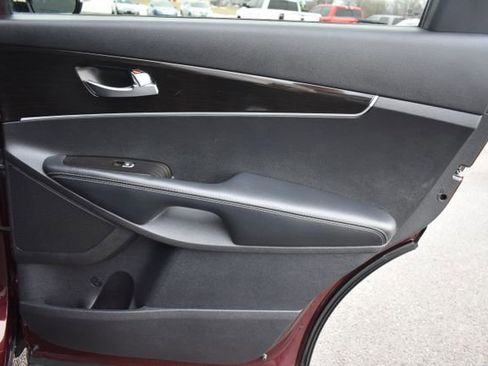 Used 2020 Kia Sorento LX w/ LX I4 Convenience Package image 37