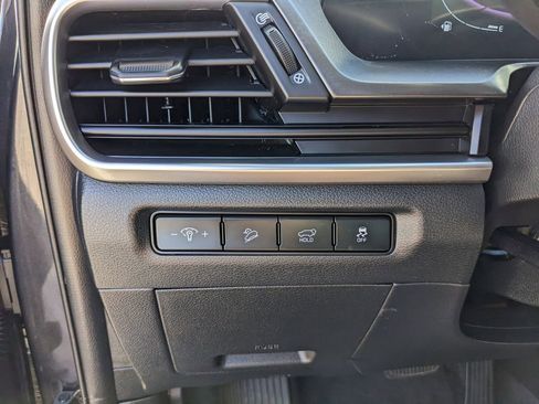 Used 2025 Kia Telluride S image 29