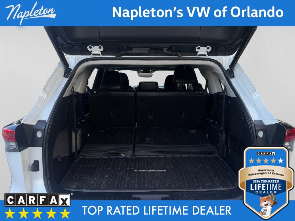 Used 2023 Toyota Highlander XLE FWD image 31