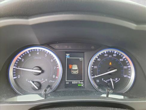 Used 2018 Toyota Highlander XLE FWD image 21