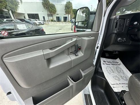 Used 2024 Chevrolet Express 2500 w/ Driver Convenience Package image 15