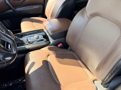 Used 2022 INFINITI QX80 Premium Select w/ Cargo Package RWD image 18