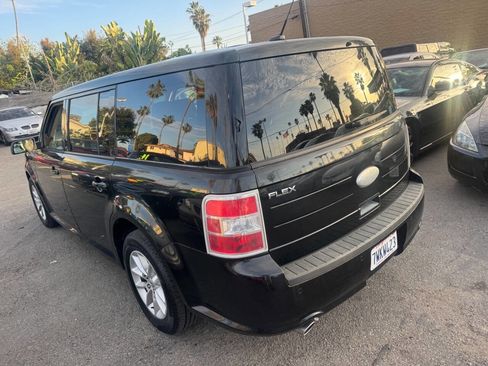 Used 2013 Ford Flex SE image 4