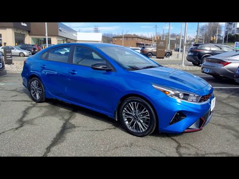 Used 2023 Kia Forte GT-Line w/ GT-Line Premium Package image 2