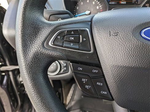 Used 2019 Ford Escape SE image 31