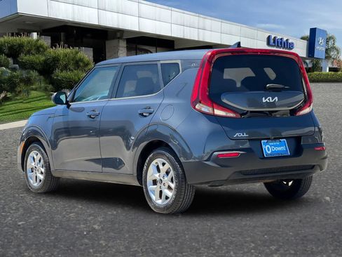 Used 2022 Kia Soul LX w/ Technology Package FWD image 7