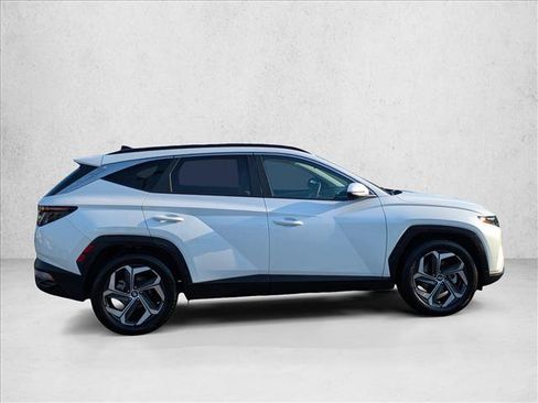 Used 2022 Hyundai Tucson SEL w/ Convenience + Premium Package FWD image 4