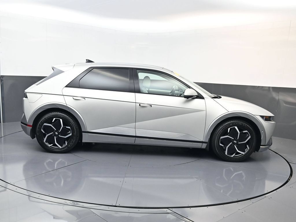 Certified 2024 Hyundai Ioniq 5 Limited RWD image 3