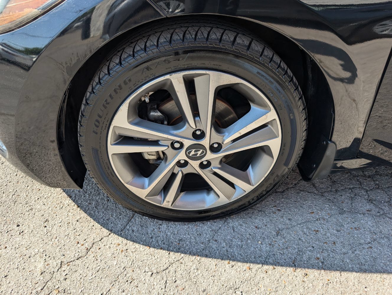 Used 2017 Hyundai Elantra Limited FWD image 26